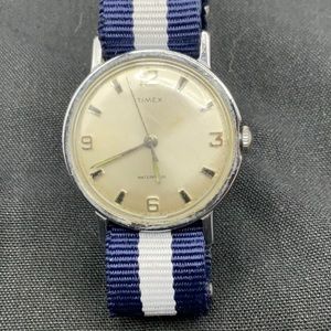 1968 Vintage Timex Marlin Runs. 33 MM Dial